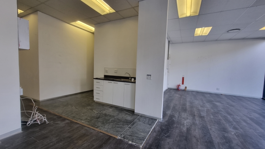 To Let Commercial Property for Rent in Woodstock Western Cape